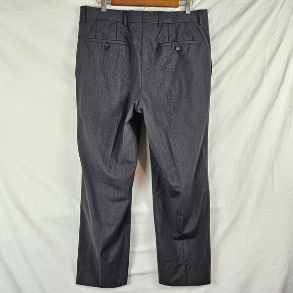 Boss Hugo Boss James Brown Virgin Wool Pants, size 34R - Picture 2 of 5